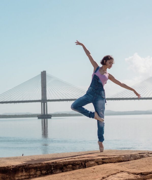 Incorporating Yoga into Outdoor Adventures